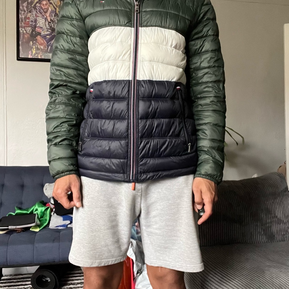 Men’s lightweight fall/spring jacket.